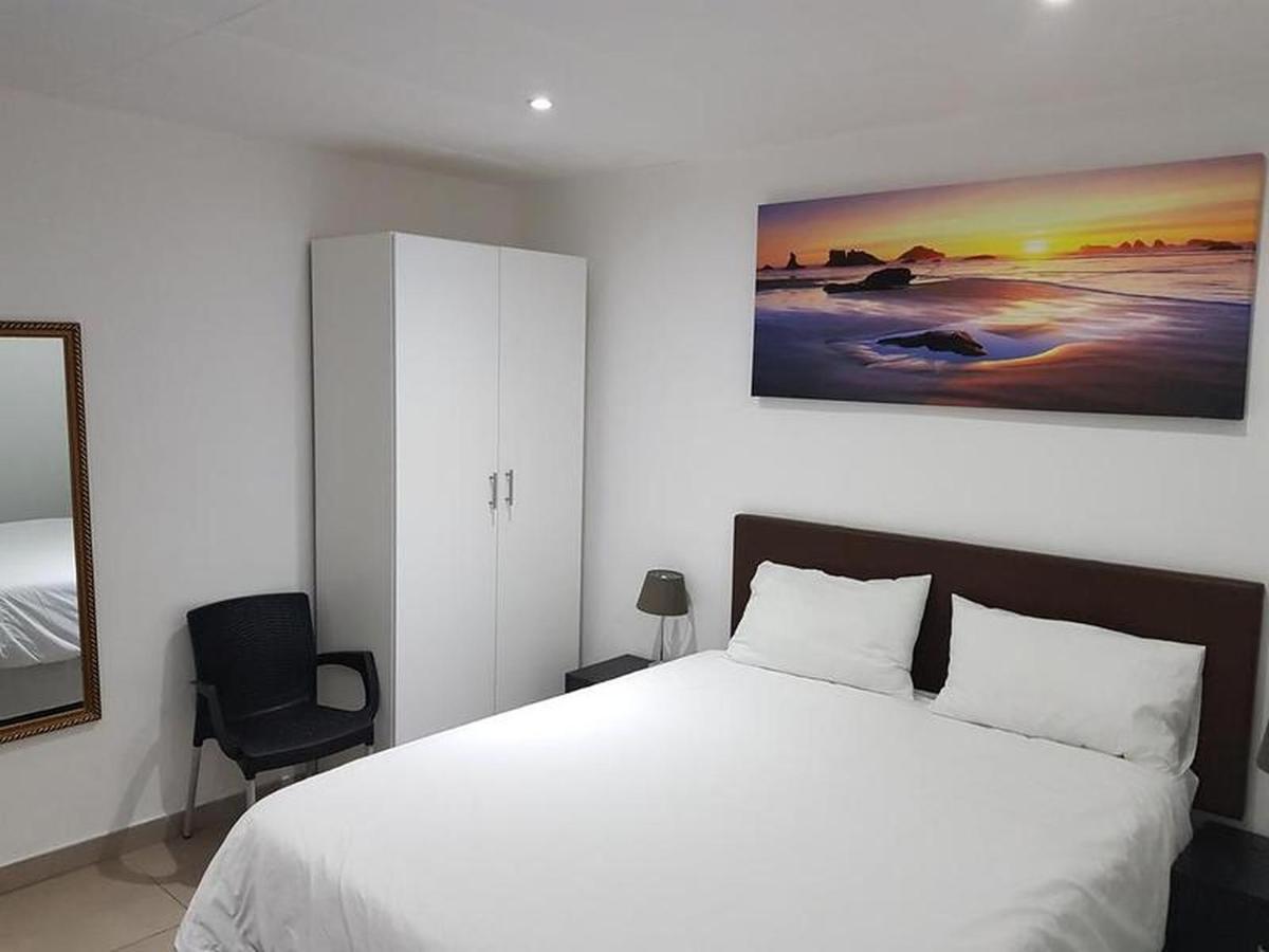 In Guest - Annex Ndabeni Guest house Cape Town