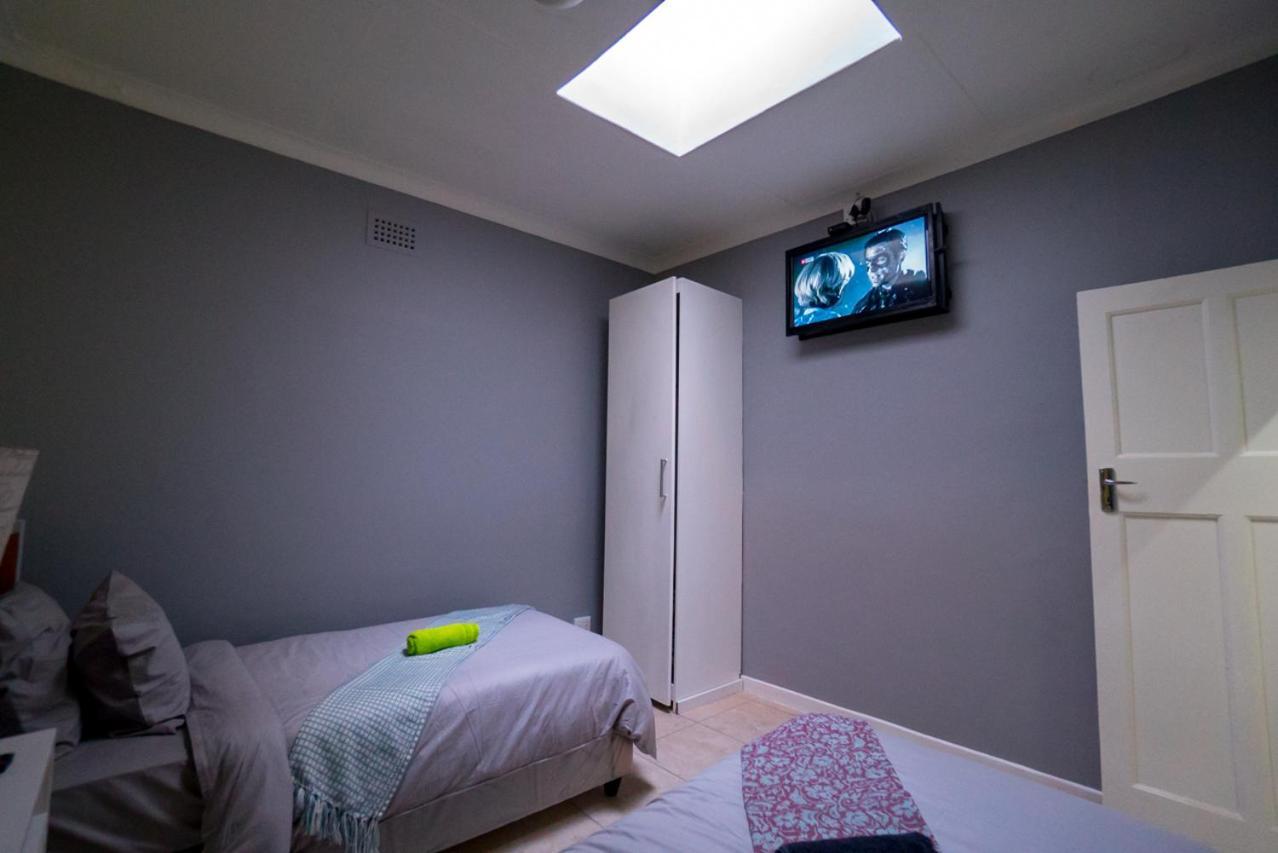In Guest - Annex Ndabeni 2*