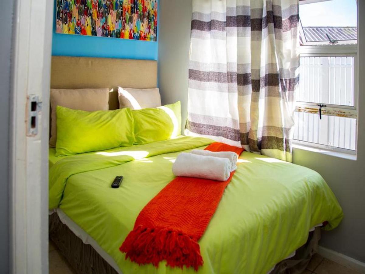 In Guest - Annex Ndabeni Guest house Cape Town